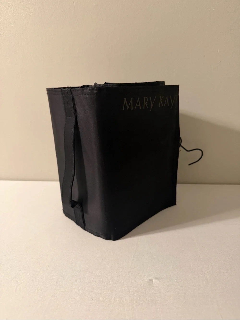 Mary Kay Roll Up Hanging Cosmetic Organizer with Hook